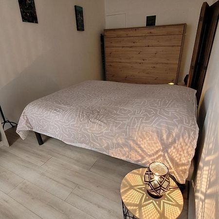 Gite Le Petit Doue Bressuire Extérieur photo